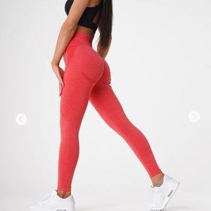 NVGTN Candy Apple Contour Seamless Leggings